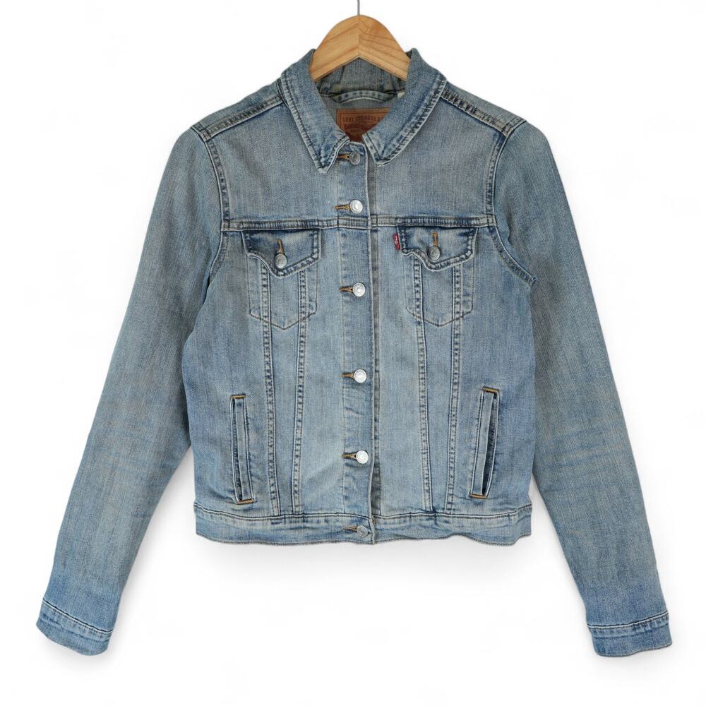 Levis Denim Jean Trucker Jacket Womens Medium Blue Light Wash‎